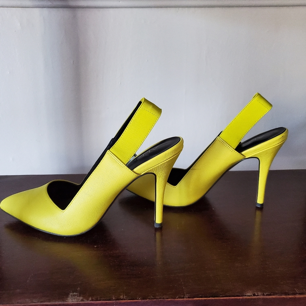 Yellow Aldo Heels - Picture 4 of 4